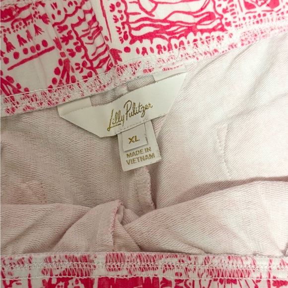 Lilly Pulitzer Kylar pull on shorts in Mizner Red size XL - Picture 6 of 6